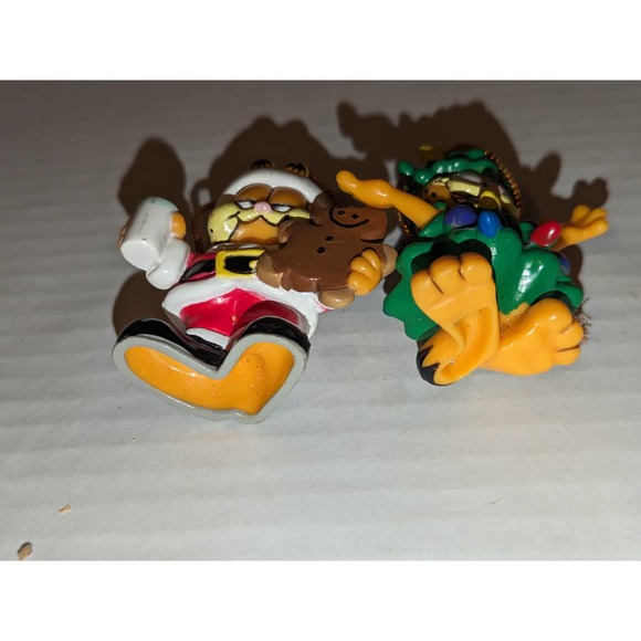 2 Vintage Collectible Garfield Christmas Ornaments Rare Gingerbread Man Tree - Picture 6 of 7